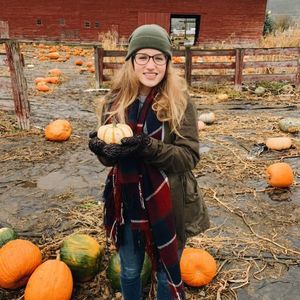 Meet your Posher, Charly